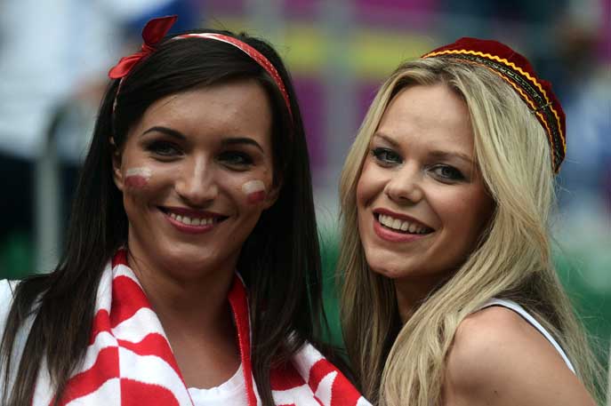 Euro Babes 2012 Page 3